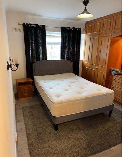 Double Room for Rent in Ware . 5 mins from high st Main Photo