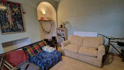 Large bedroom (&pound;347 pcm) in social Heaton house  Main Photo