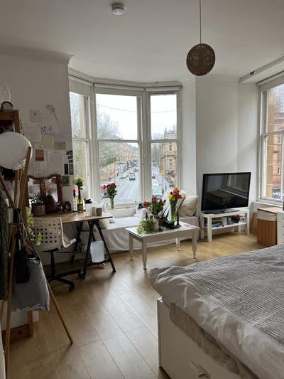 Short term sublet in the west end! Main Photo
