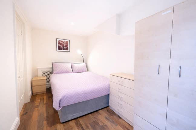 Spacious 3 bed 2bath flat near Imperial College  Main Photo