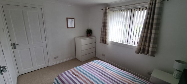 Spacious double room, large living room and garden Main Photo