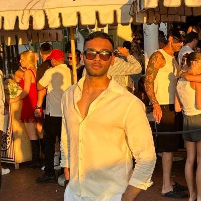 Looking for a house share or buddy up 🤙🏽 Main Photo