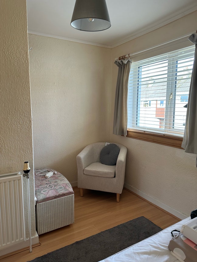 Single Room all bills included  Main Photo