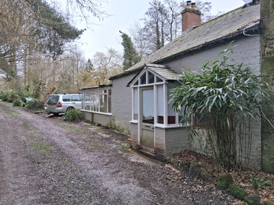 One Bedroom Cottage Main Photo