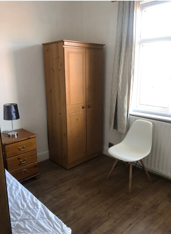 Double room &pound;110  pw (NO deposit needed ) 🏠 Main Photo