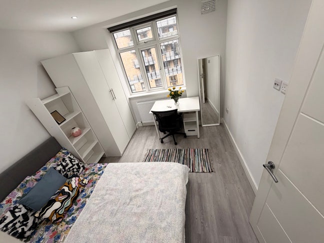 Last minute-MOVE TODAY-All incl-1m to Angel tube  Main Photo