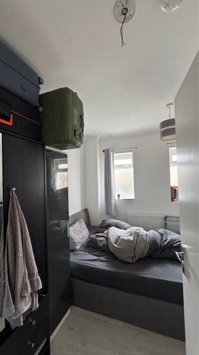 Subletting  Main Photo