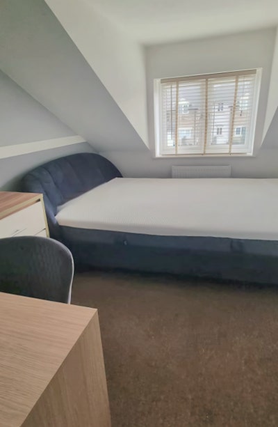 Double room in modern house 🏠  Main Photo