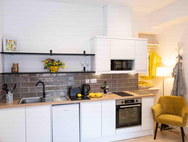 Fully Furnished Studio Apartment  Bills Included Main Photo