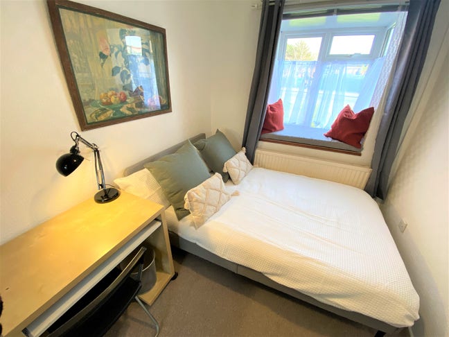 Dbl Rooms | Stoke Gifford | Nr Parkway Station Main Photo