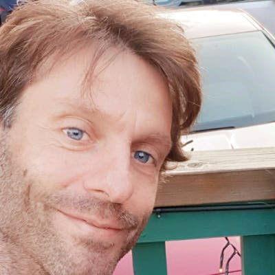 Hi, I’m James.  I’m 50 and moving back ... Main Photo