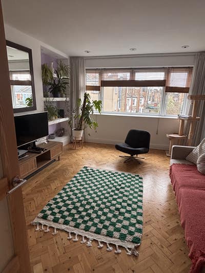 Double room available in Crouch End  Main Photo