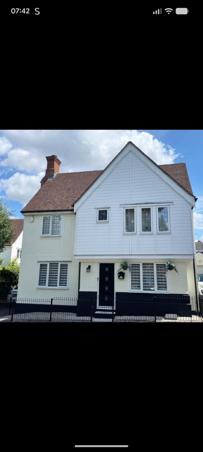 Double room and bathroom Main Photo