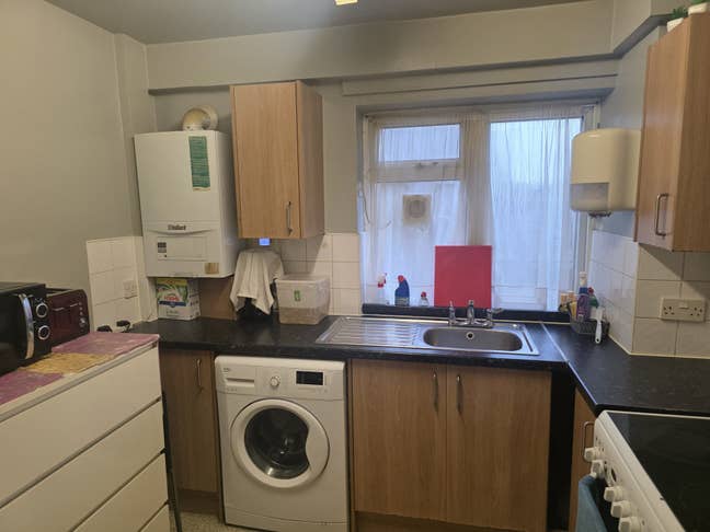 Room Rent in a Famaliy Enviroment Main Photo