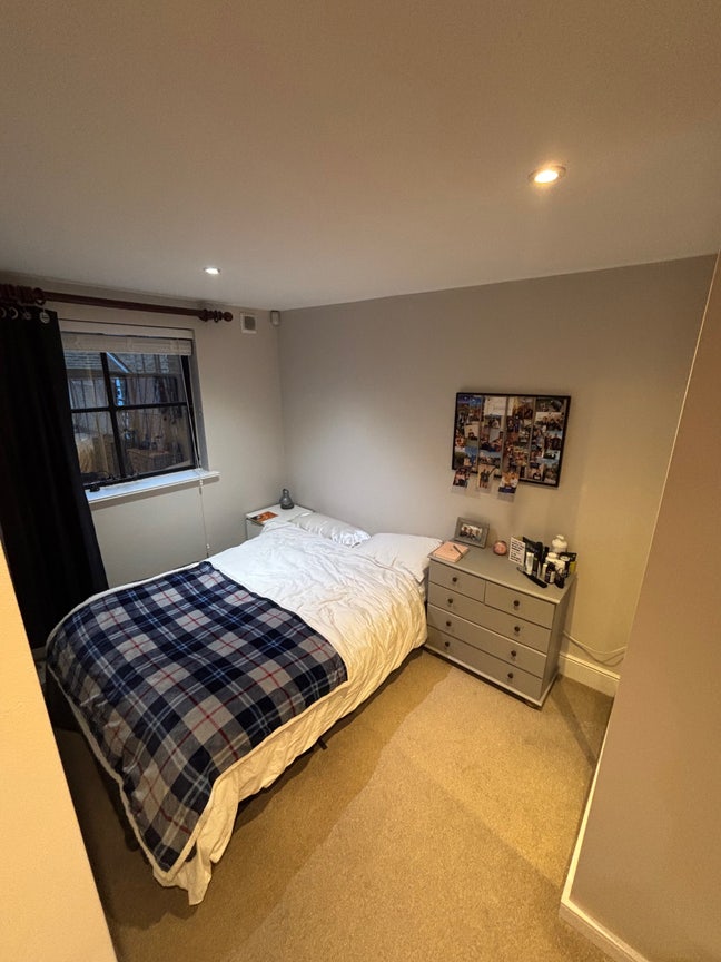 Double room | Modern 2-bed, 2-bathroom | Fulham Main Photo