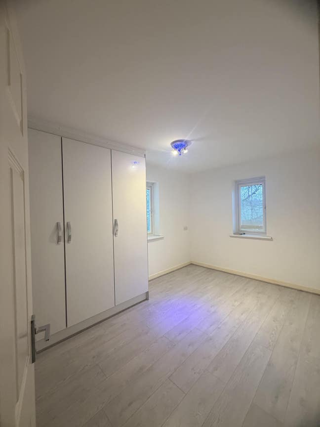 A beautiful new refurbished room Main Photo