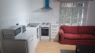 2 Bedroom Flat walking distance Brixton Clapham  Main Photo