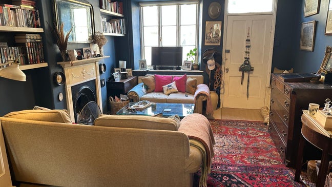Double room walking distance to town centre Main Photo