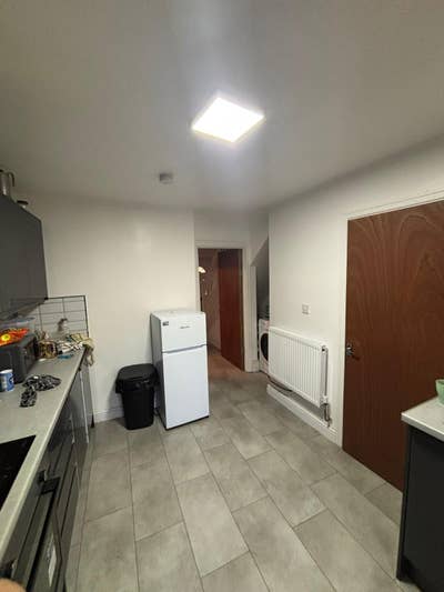 2 rooms available ! Main Photo