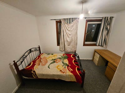 Room available in auldhouse. Main Photo
