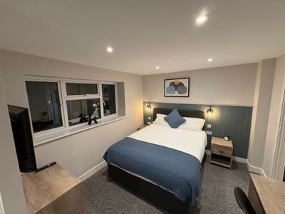 Double ensuite rooms in Lockleaze.  Main Photo