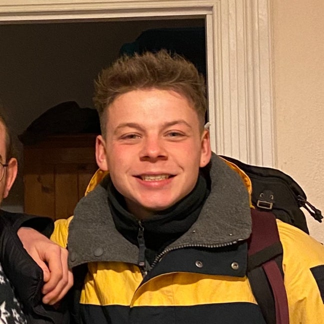 Looking for Flatmates/Room Main Photo