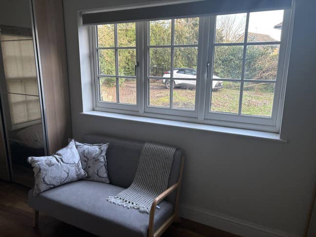 Studio bungalow  Main Photo