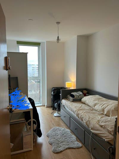 Bright Double + Own Bath • 6-Min Stratford Main Photo