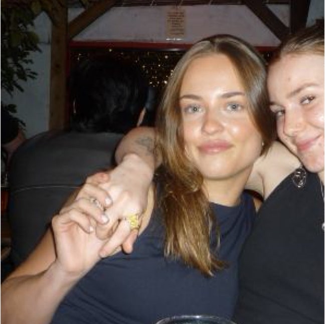 looking for a room in north or east london!  Main Photo