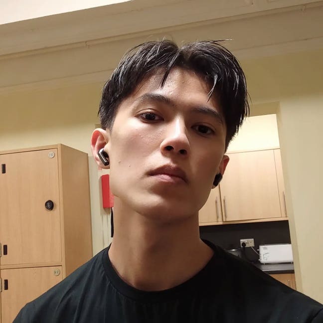 22 year old Male seeks a single or double room Main Photo