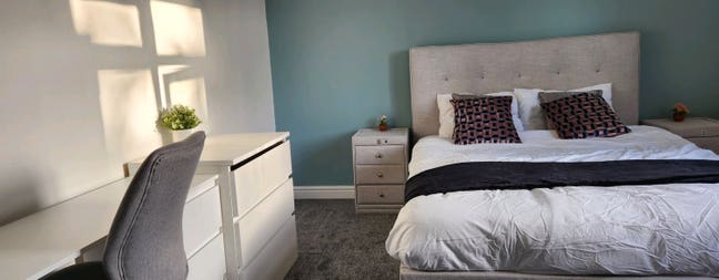 4 rooms - Close to Leagrave train and L&D hospital Main Photo