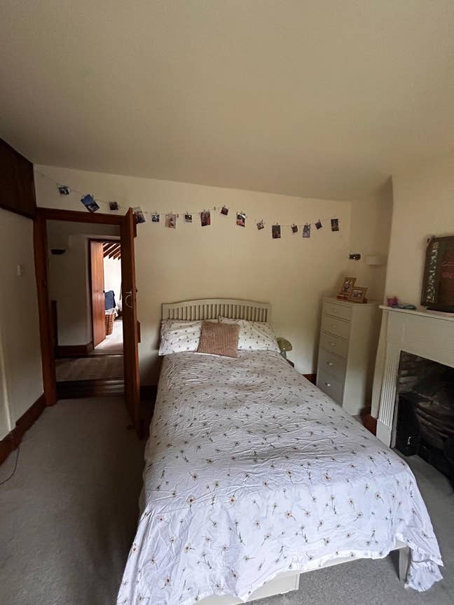 Room available in cottage next to Uni of York Main Photo