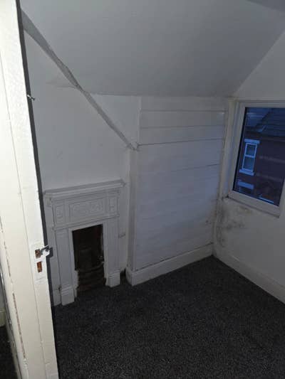 Doube Room with Lbig Walk-in Closet Main Photo