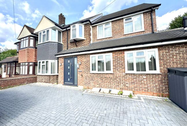 1 bed in Old Ruislip Road, Northolt, UB5 6QQ Main Photo