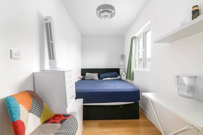 Furnished Ensuite room, 2min walk Hounslow Central Main Photo