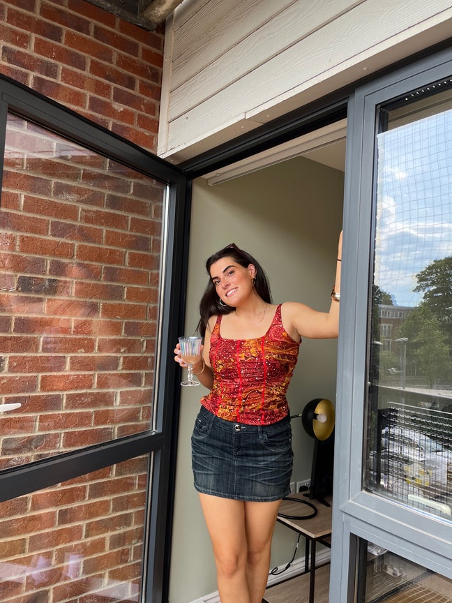 Hi, I’m potentially looking for a place to ... Main Photo