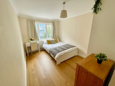 Lovely Ensuite room - London Bridge Main Photo