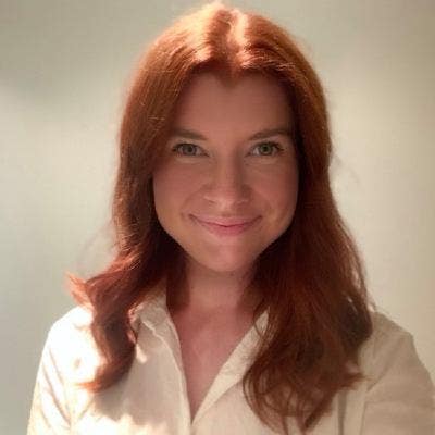 Young Professional looking for Friendly Household  Main Photo