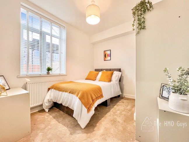 Brand New Bury Home From Home-Convenient Location Main Photo