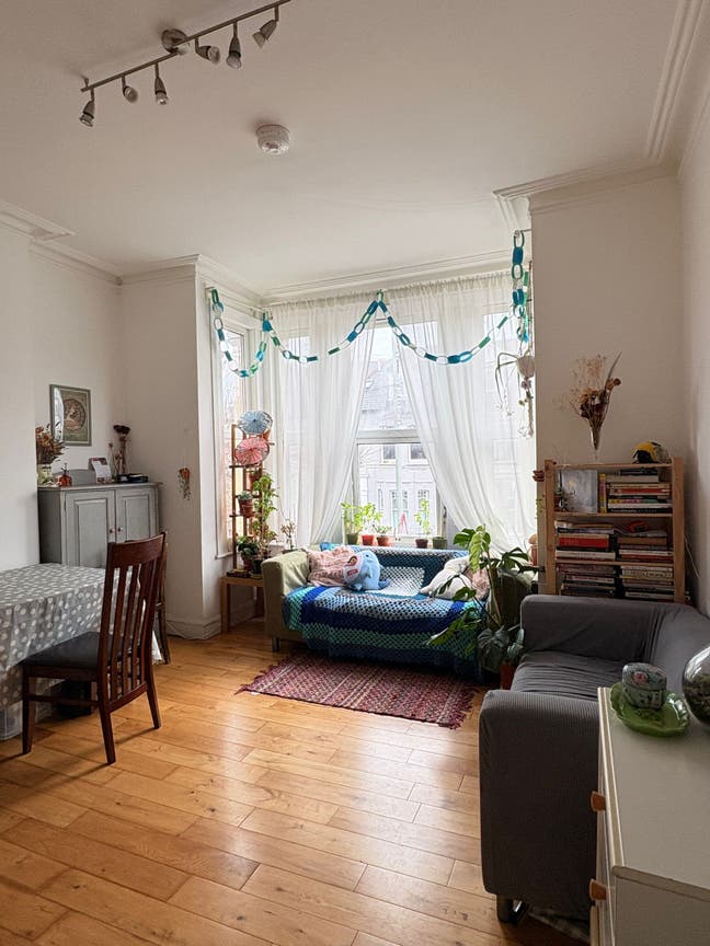 🌳 Belmont Beauty 🌳 Chic 2-Double Bed Living 🏡✨ Main Photo