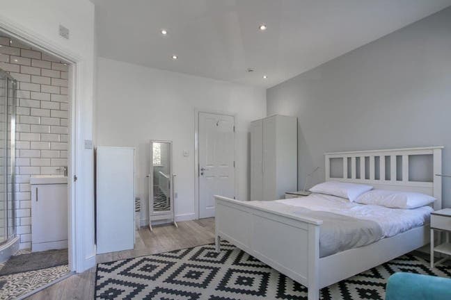 Stylish En-Suite Double in Plumstead Main Photo