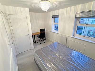 Double Room (With Private Main Bathroom) Main Photo