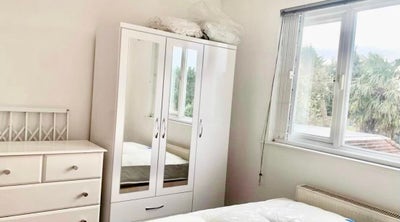 Next to Premier Inn Waltham Abbey M25 Main Photo