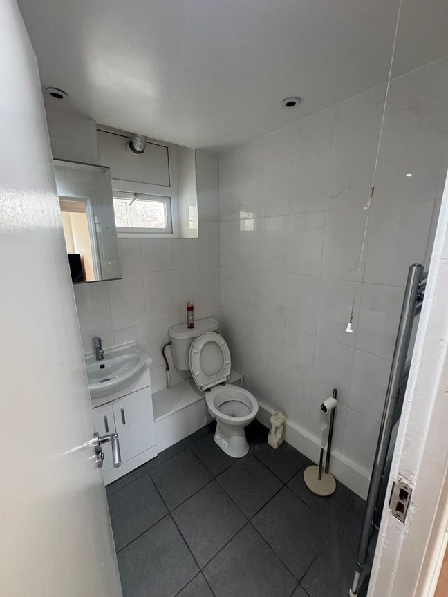 Wednesday: Open Day Viewings! Brand New Rooms!  Main Photo