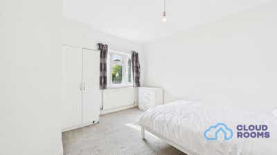 Warm Double Room in a Shared Flat – HA9 🏠 Wembley Main Photo