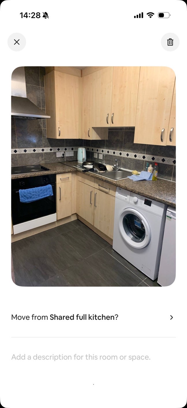 1 double bed in the heart one Kings Cross Main Photo