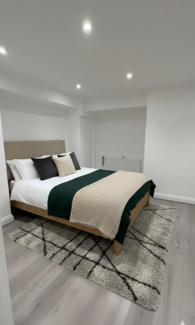 Studio-Style Huge Room! Brand New Refurb! &pound;150 Dep Main Photo