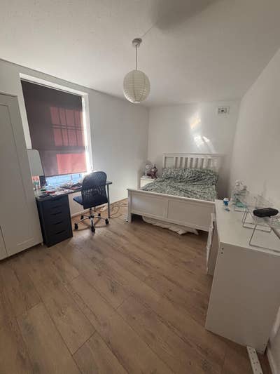 Large double room for rent in Oval, London SW9 Main Photo