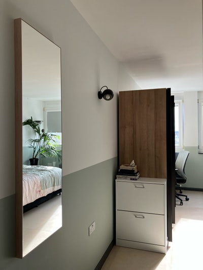 Entire Studio Flat with free gym and co-working  Main Photo