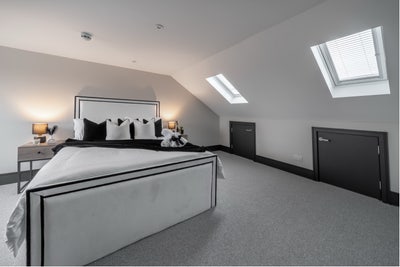 Wow 🤩 Penthouse Suite 🏡 | Enquire Now 📧 📞  Main Photo